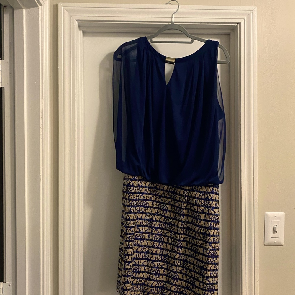 Like New: Worn once to a wedding. Loved it 😍